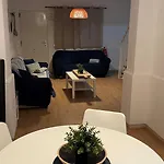 Casa Del Mar 1 *