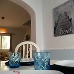 Casa Del Mar 1 *